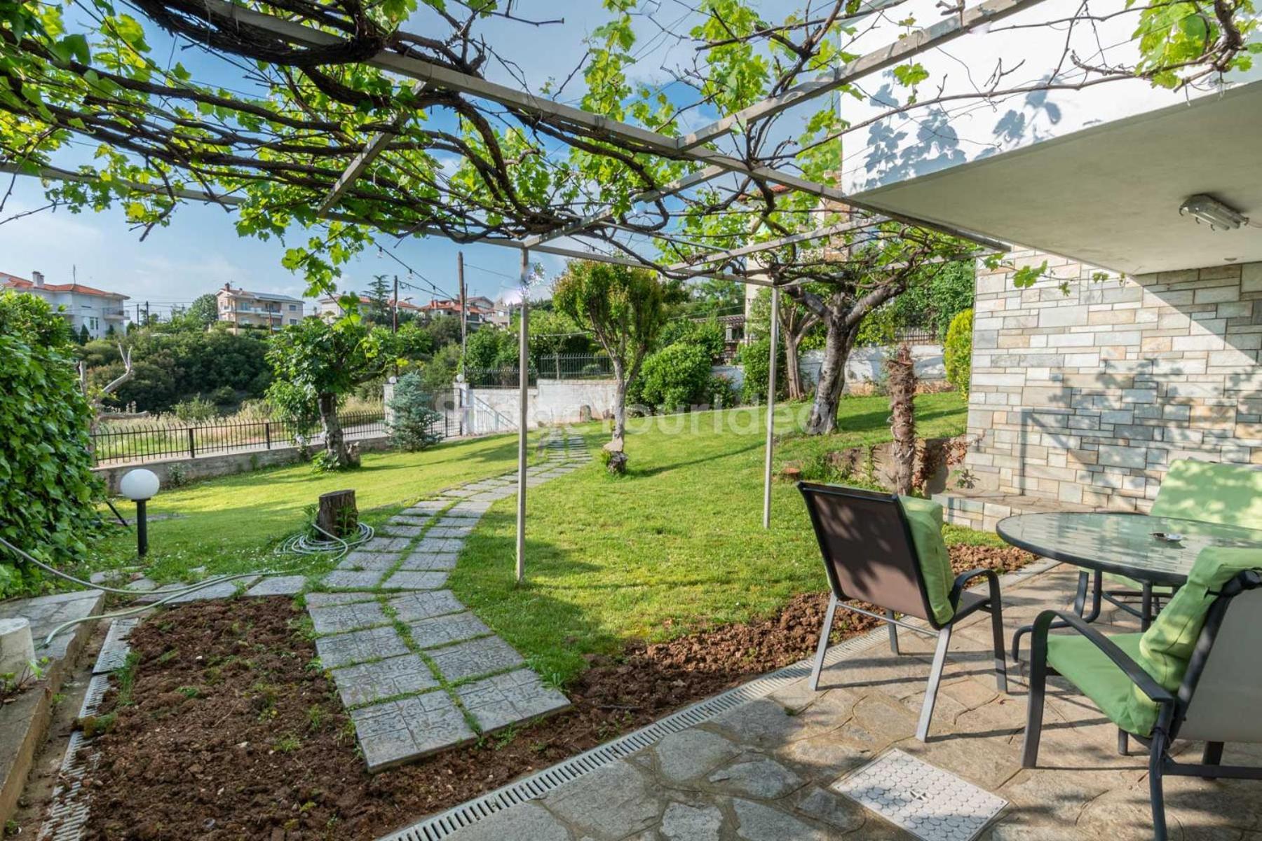 Traditional Villa Appartment With Garden, Also For Gatherings ,15 Minutes From Thessaloniki Airport Екстер'єр фото